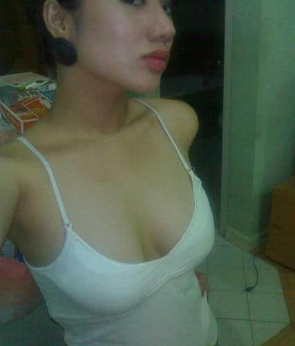 sperma muncrat ngentot