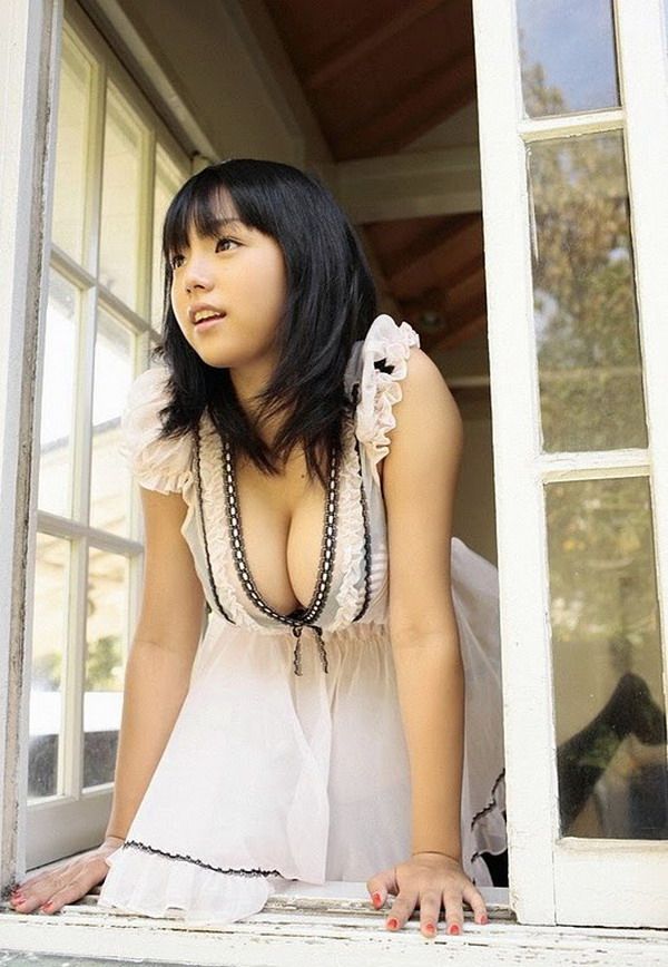 gambar sandra dewi