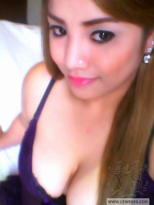 mahasiswi bugil