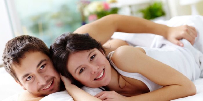 payudara wanita telanjang