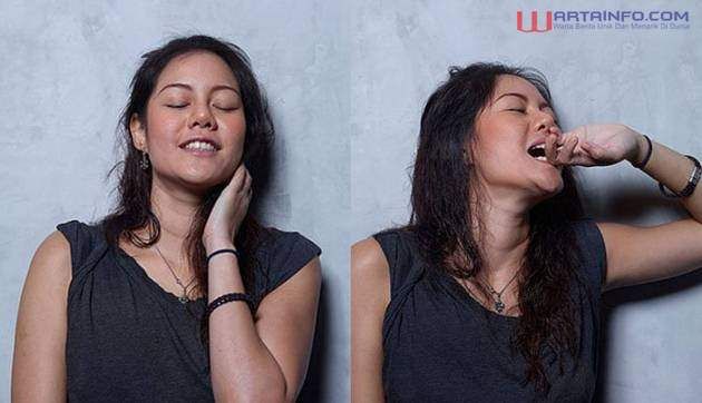 payudara wanita terbuka