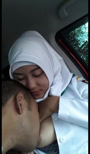 perek ngemut kontol