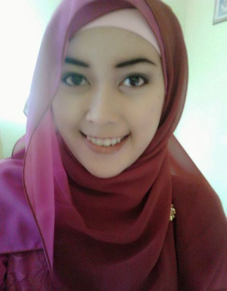 indonesia bugil