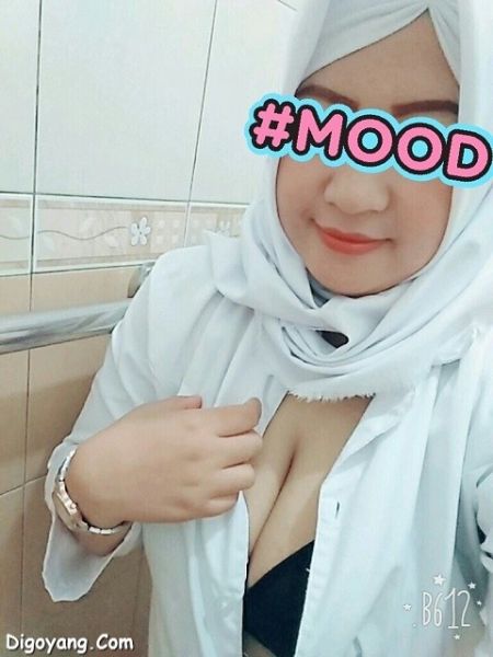 memek semok