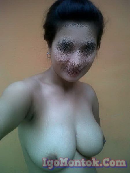 memek semok