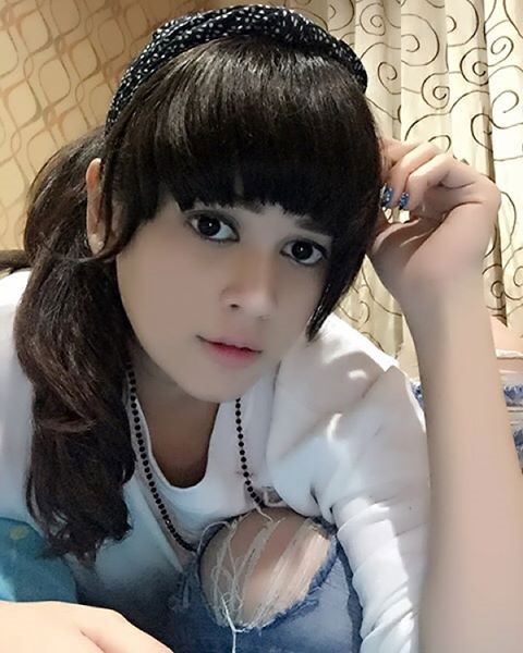 gambar cewek telanjang