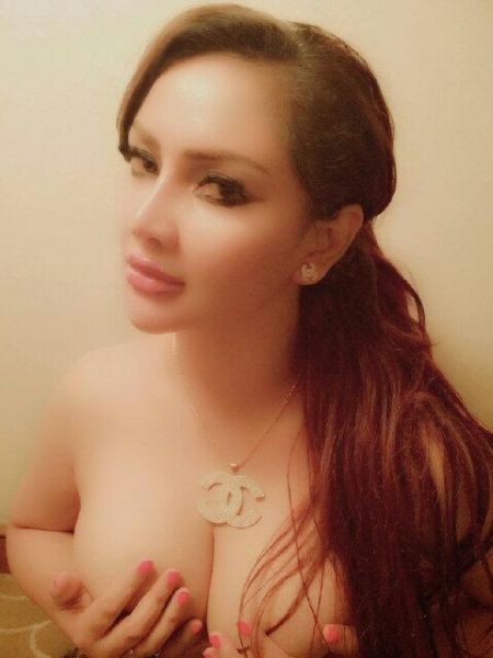 bedak wanita