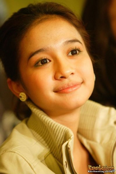 gossip artis indonesia