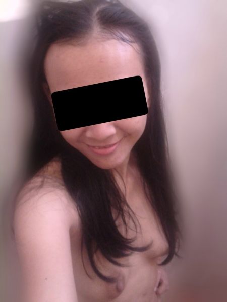 toket cewek manis