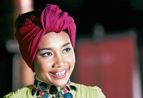 hot smu jilbab indonesia