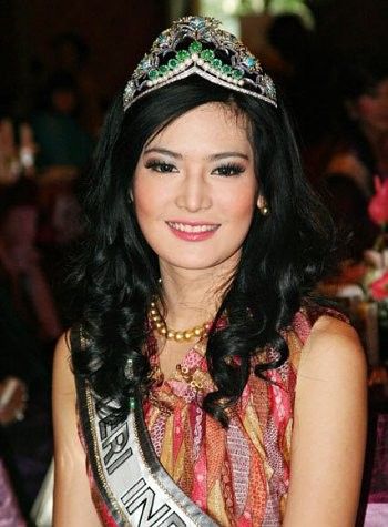 ngentot cewek manado indonesia