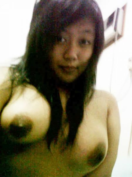 telanjang pamer toket