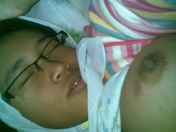 tembem memek bule