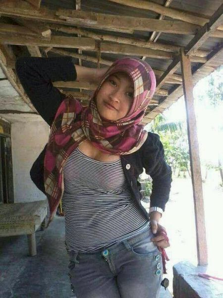 ngintip artis mandi