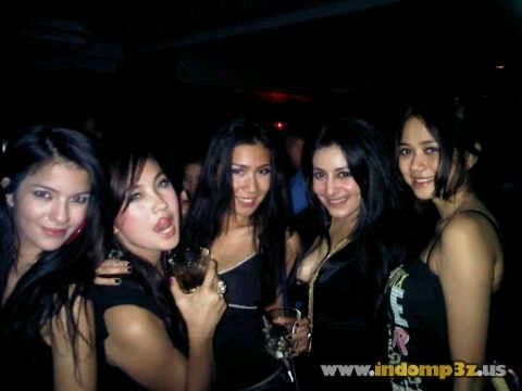 siswi amoy