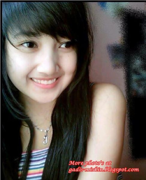 gambar sandra dewi