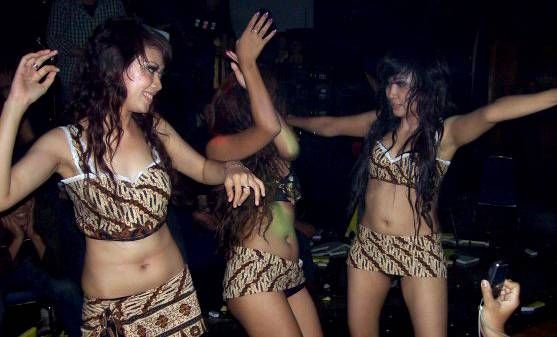 payudara montok gadis india