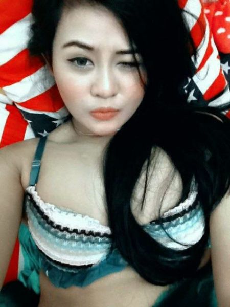 cewek telanjang