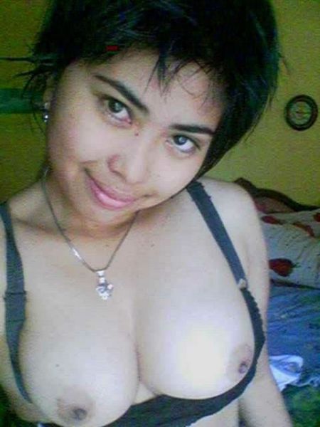 gambar artis telanjang