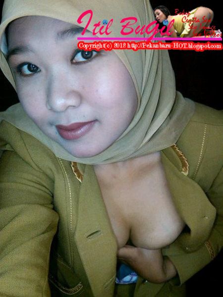 cewek bugil