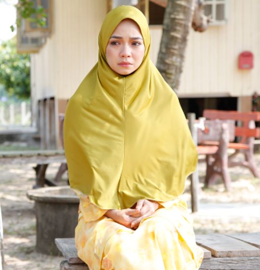 cewek telanjang bugil