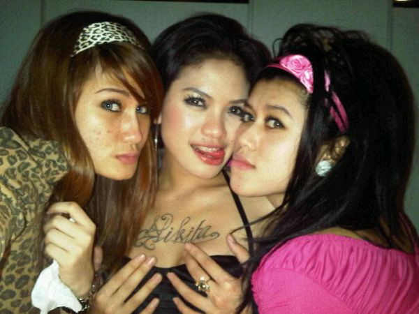 memek merah ibu hamil