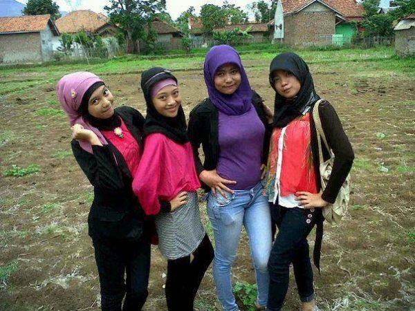 bokong montok