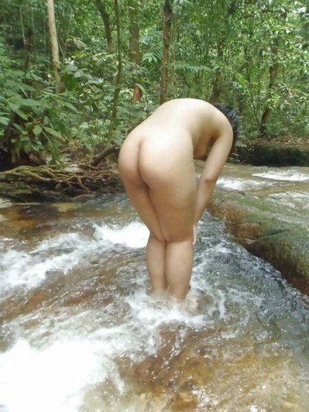 pamer toket gede