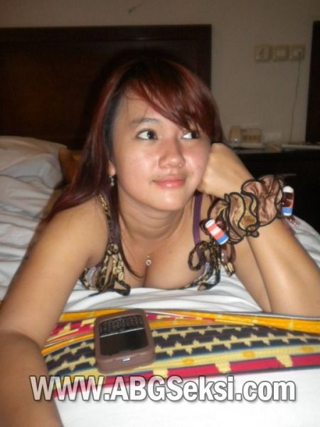 cewek cantik tanpa busana
