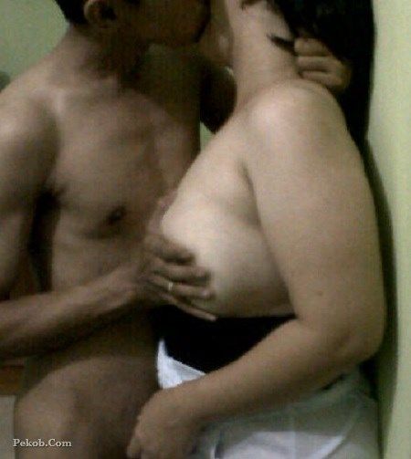 memek istri