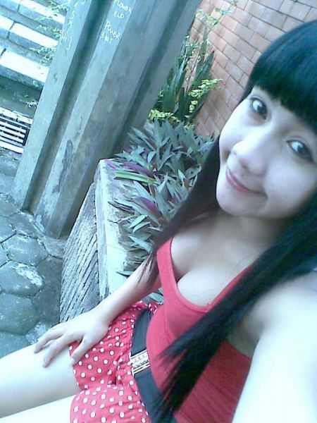 nia ramadhani bugil