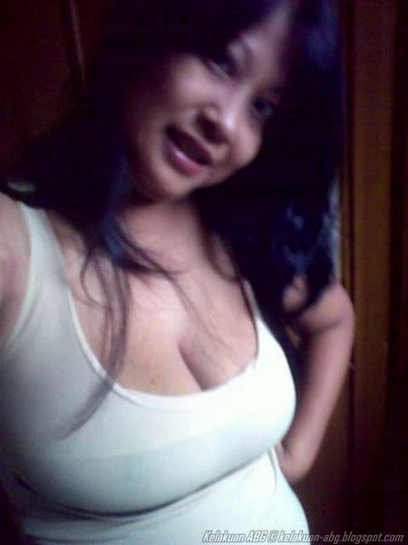 cewek narsis toge