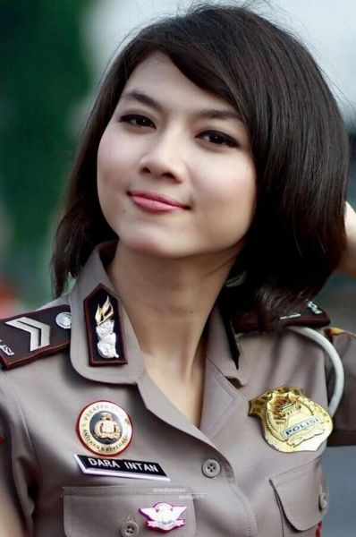 bugil pamer memek