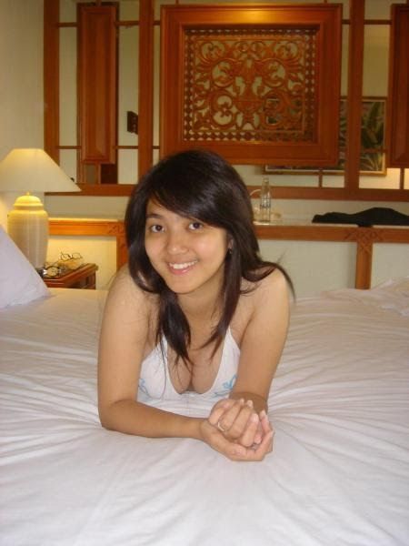 cewek telanjang bulat