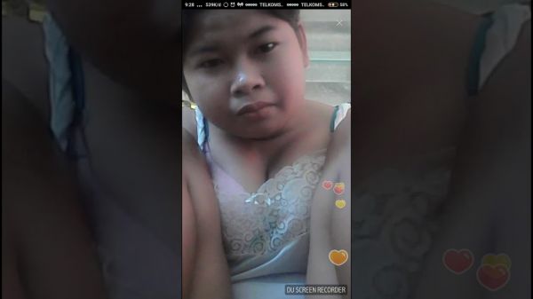 nenek gendut bugil