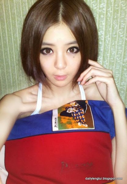 gambar tante telanjang