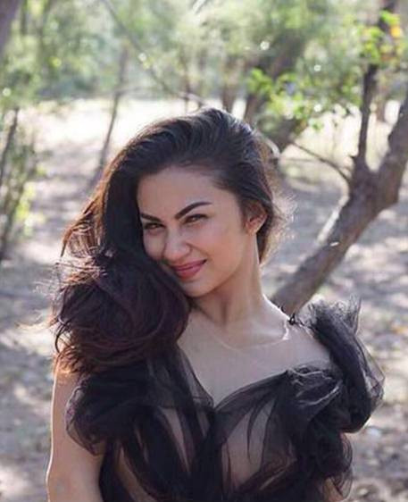 payudara artis bollywood