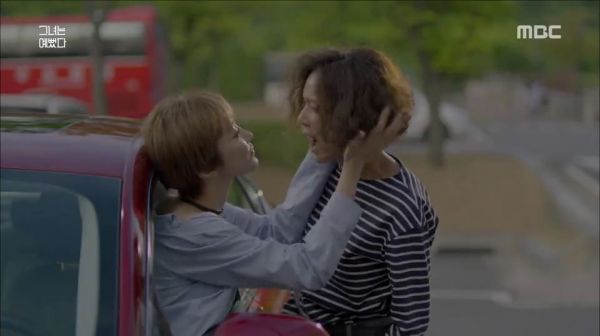 ngintip cewek beol