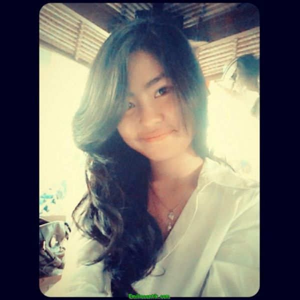 meki mahasiswi