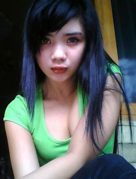 jilbab pamer tete