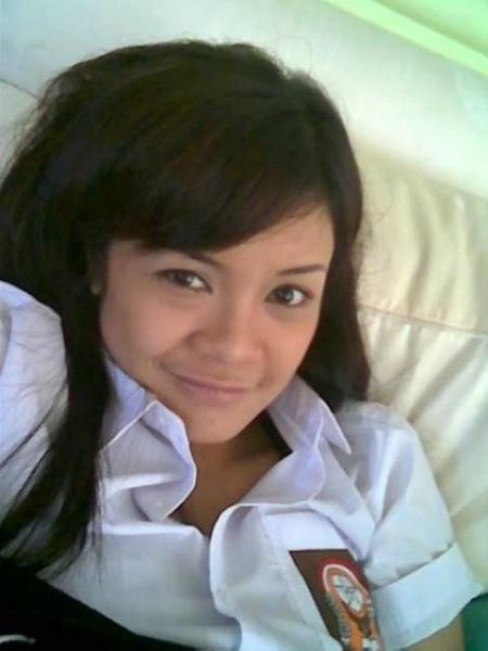 hot abg sma ngangkang