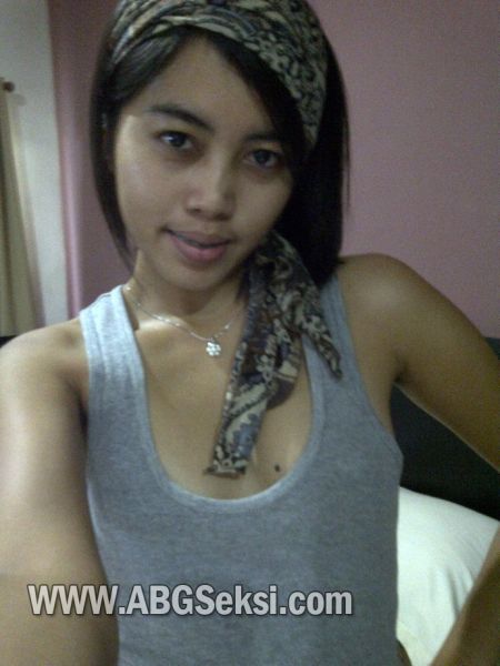 nenek ngesek