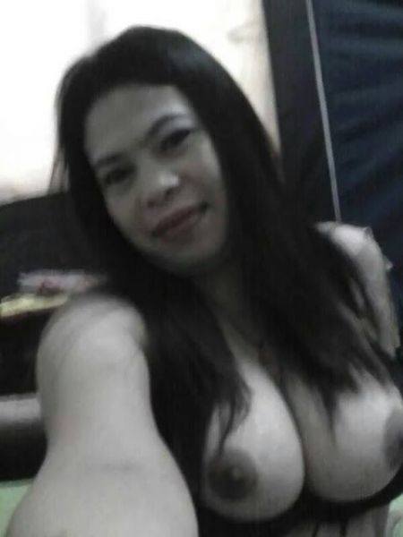 susu mulus jepit kontol