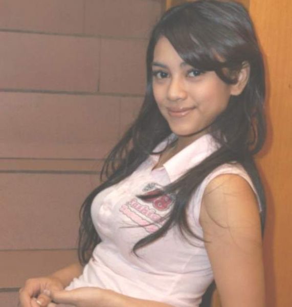wanita bugil indonesia
