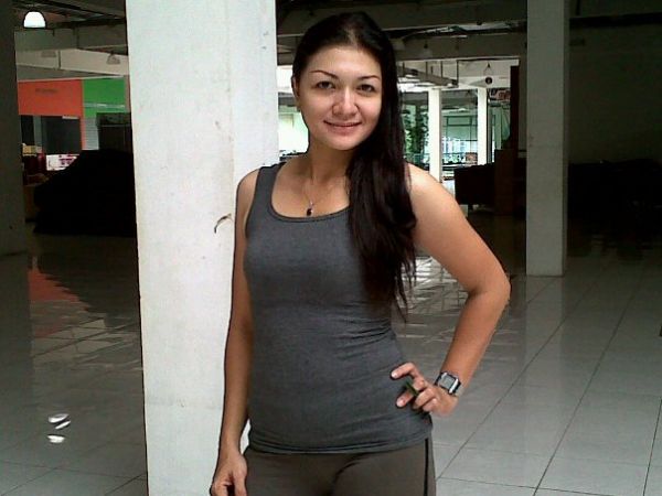 ibu ibu bokong semok