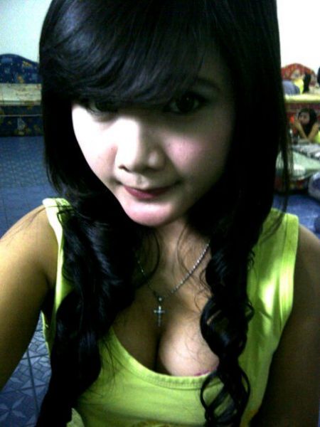 pamer memek basah