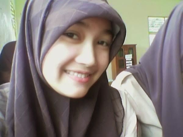 tetek hitam