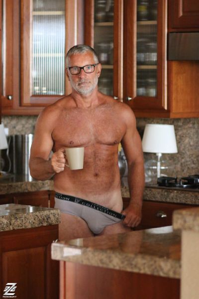 hot naked men workout