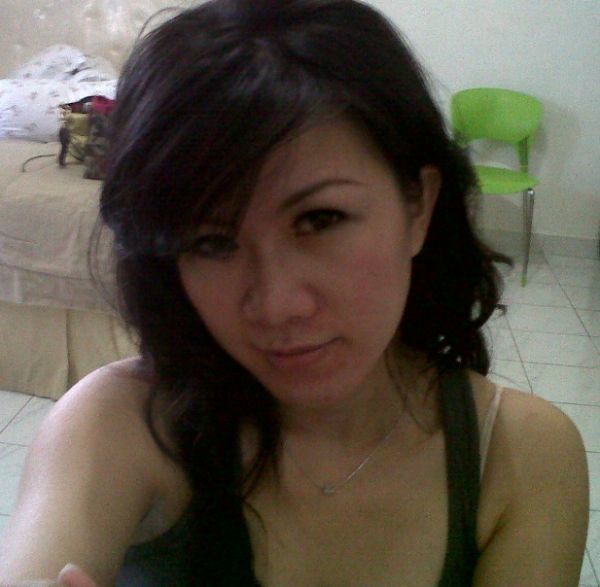 memek ibu rumah tangga