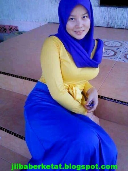 ketat jilbab menggoda